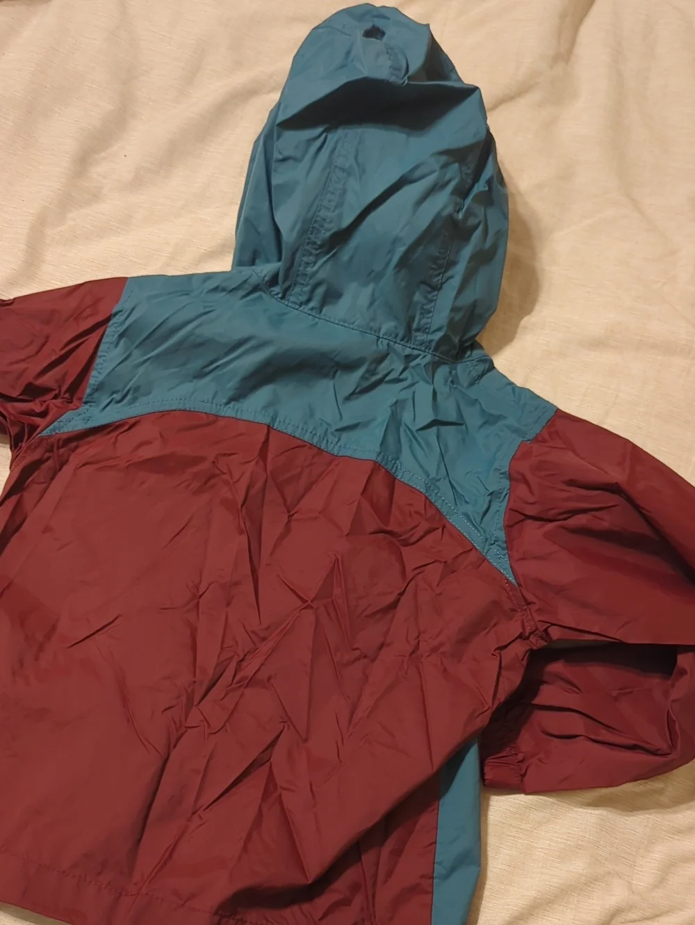 Never Used Columbia Colorblock Kids Hooded Rain Jacket -
